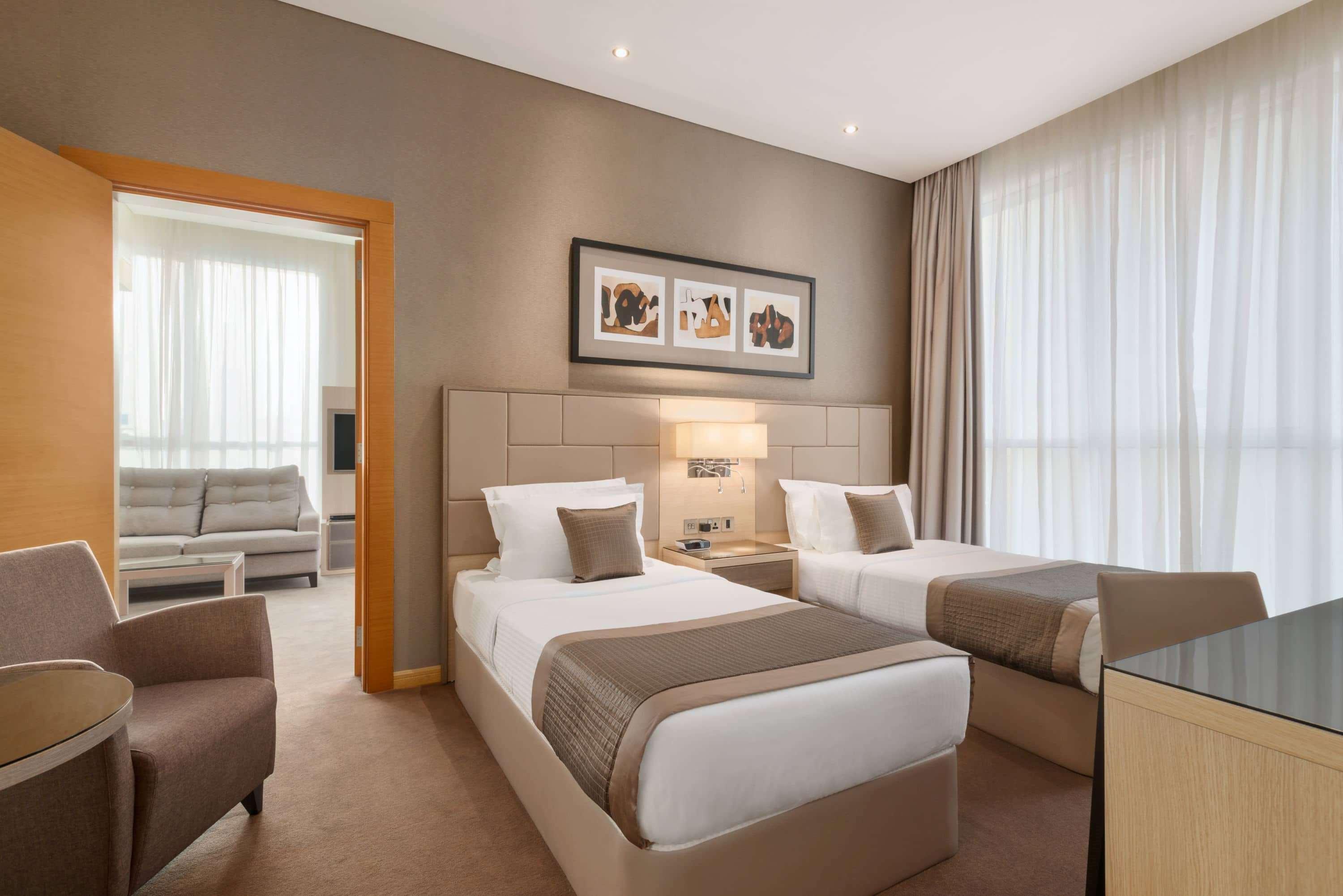 Tryp By Wyndham Abu Dhabi City Center Exterior foto