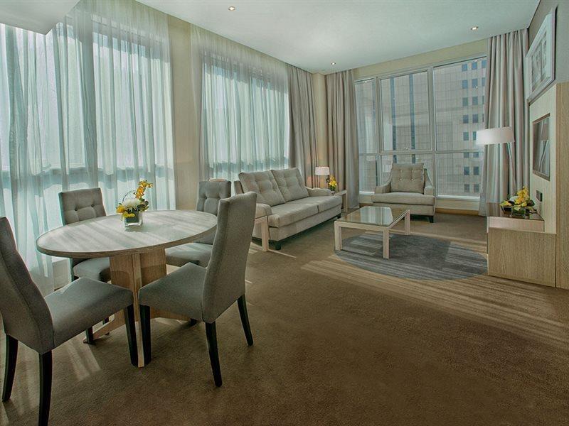 Tryp By Wyndham Abu Dhabi City Center Exterior foto